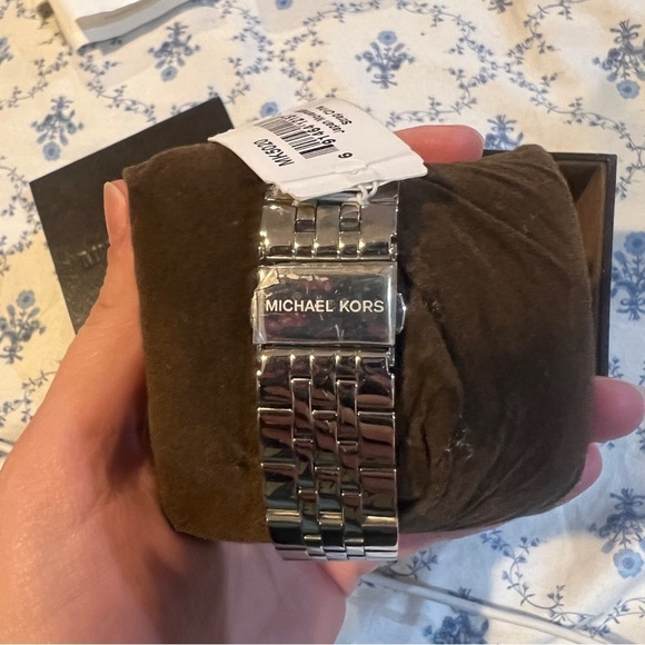 Michael Kors Silver Watch – New in Box - Picture 3 of 6